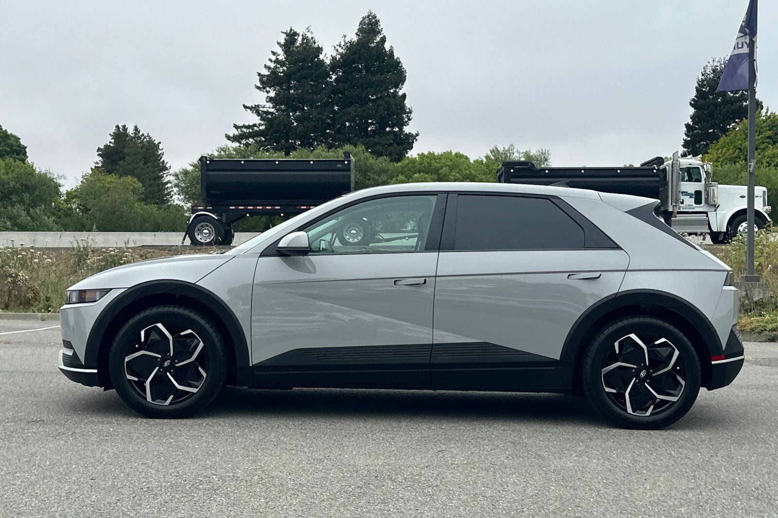 2024 Hyundai IONIQ 5 SEL