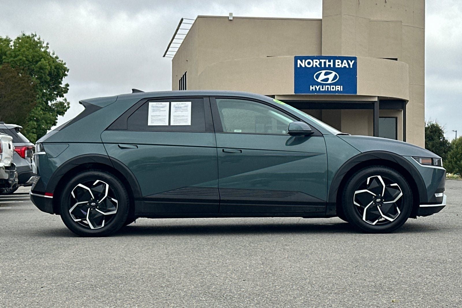 2024 Hyundai IONIQ 5 SEL
