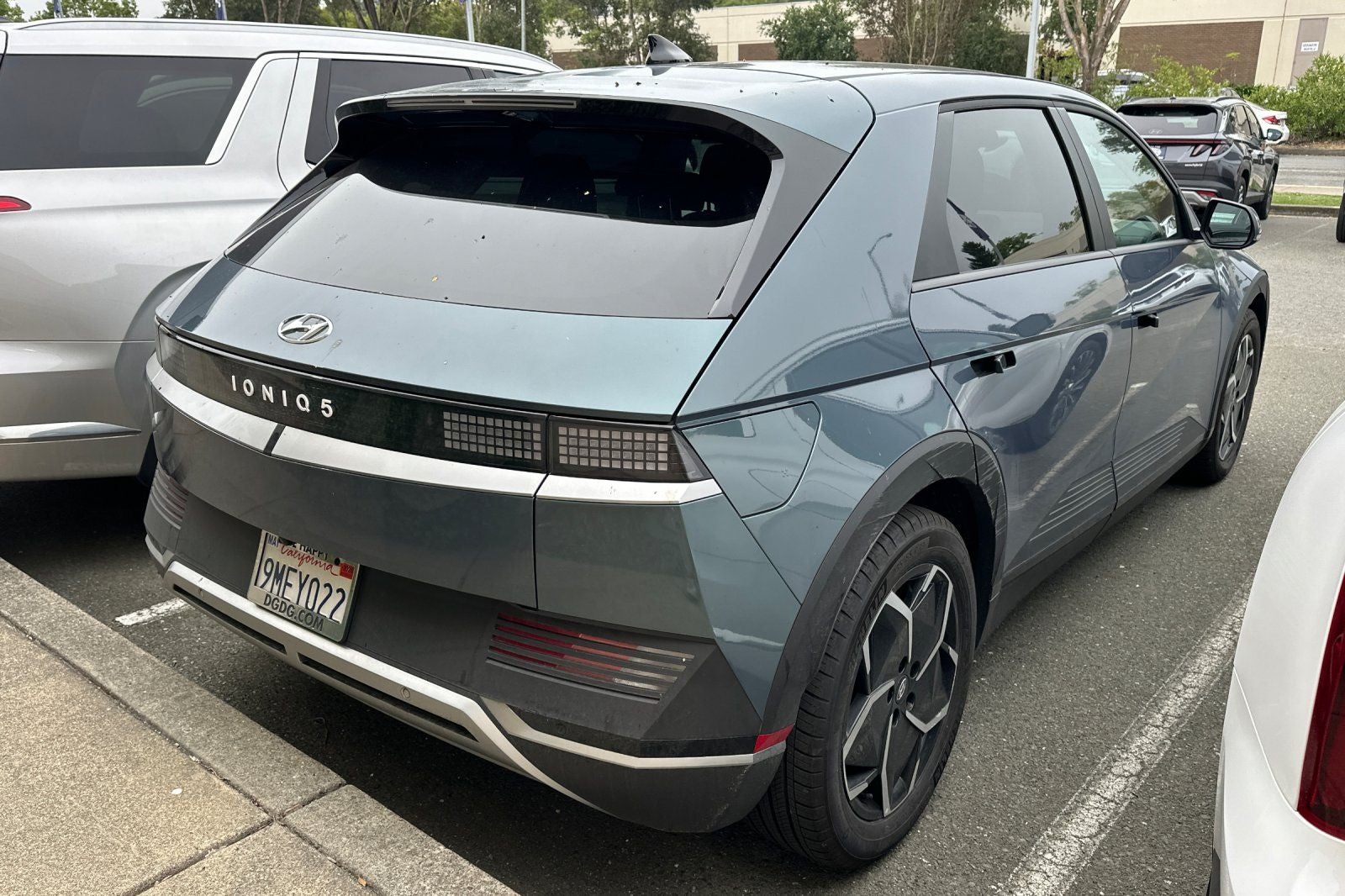 2024 Hyundai IONIQ 5 SEL