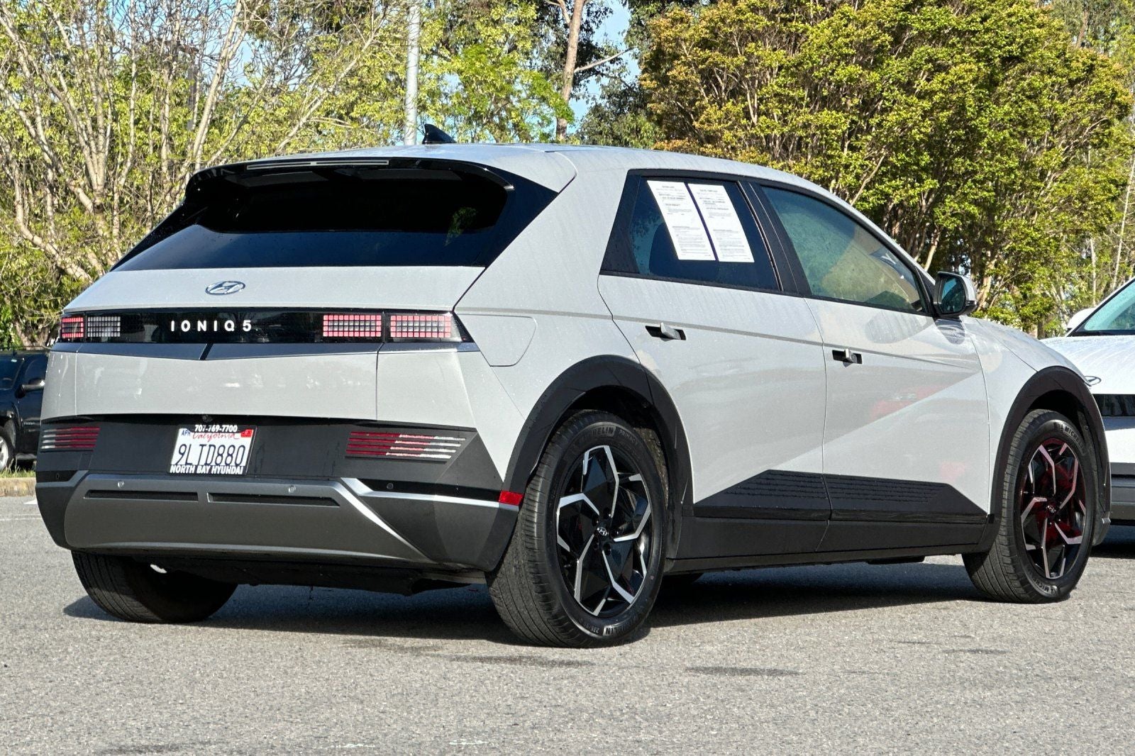 2024 Hyundai IONIQ 5 SEL