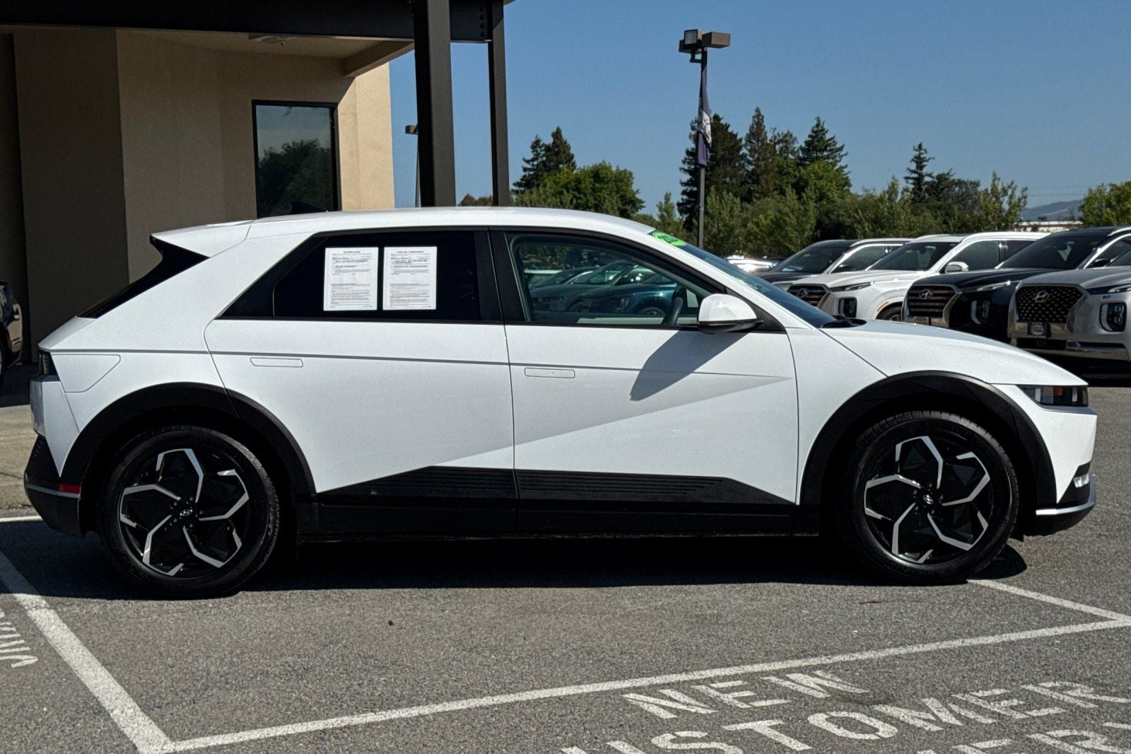 2024 Hyundai IONIQ 5 SEL