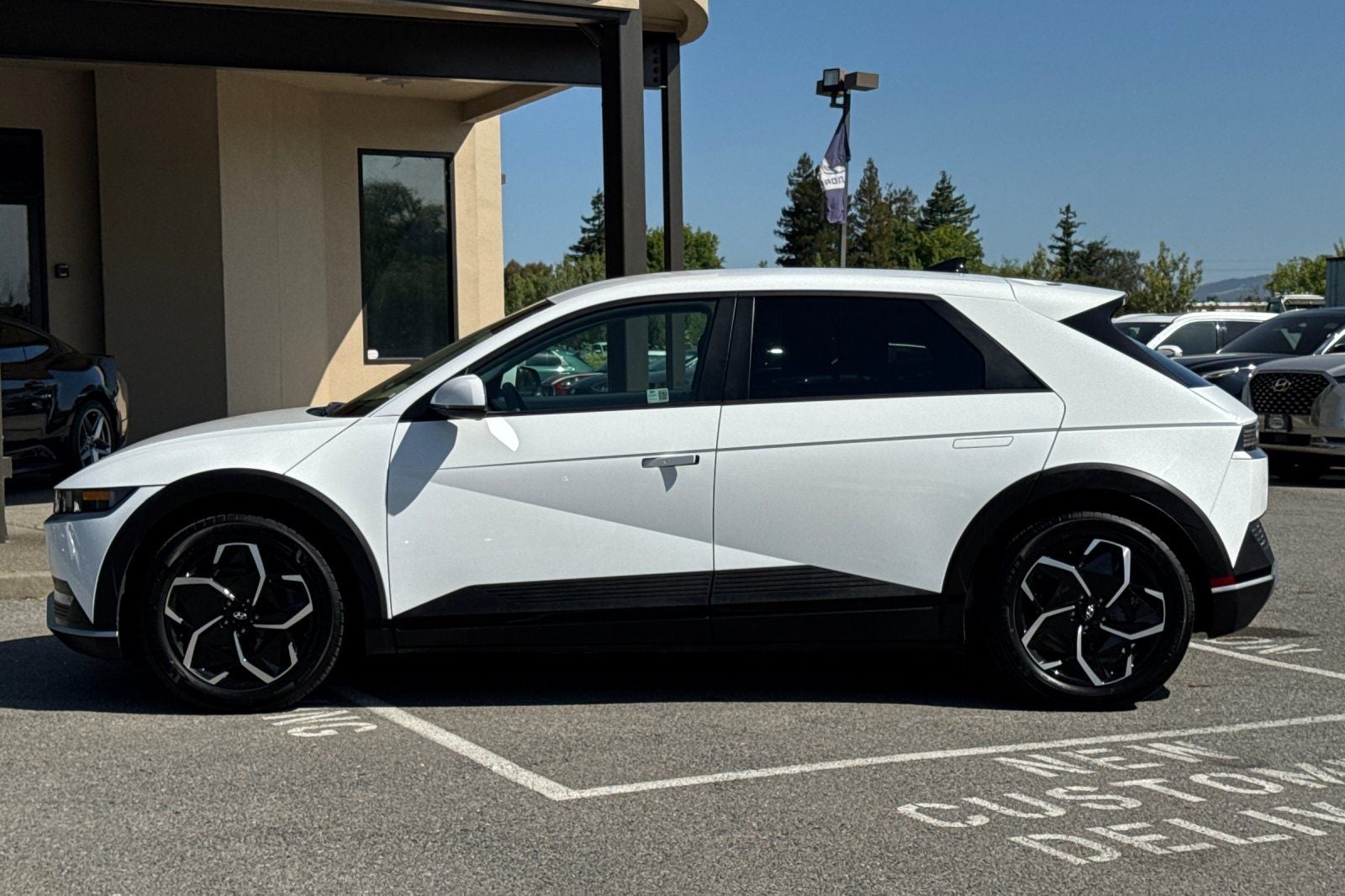 2024 Hyundai IONIQ 5 SEL