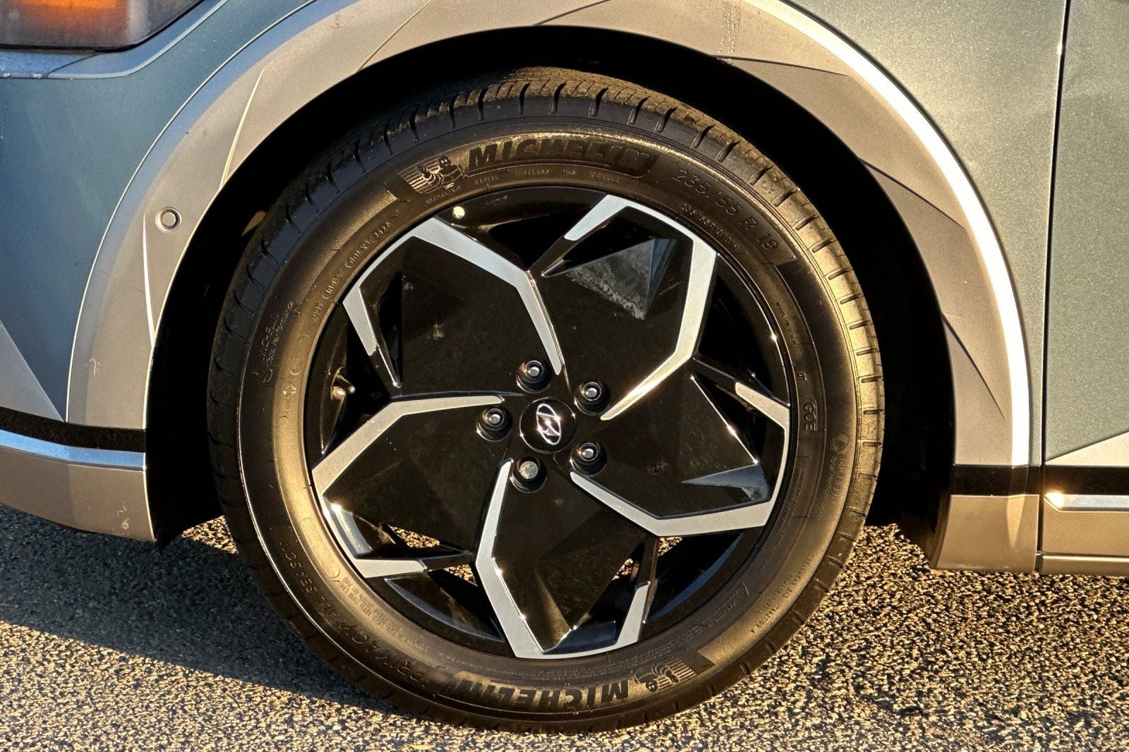 2024 Hyundai IONIQ 5 Limited