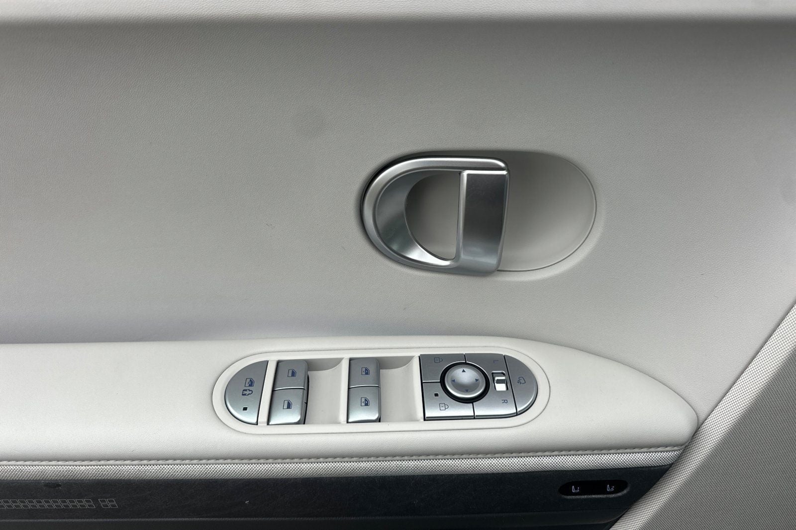 2023 Hyundai IONIQ 5 Limited