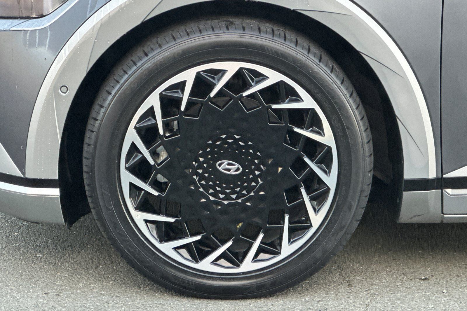 2023 Hyundai IONIQ 5 Limited