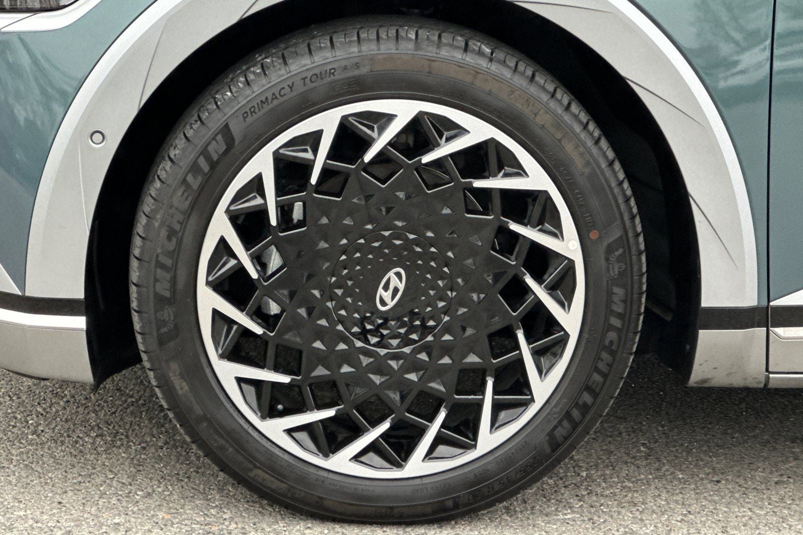 2024 Hyundai IONIQ 5 Limited