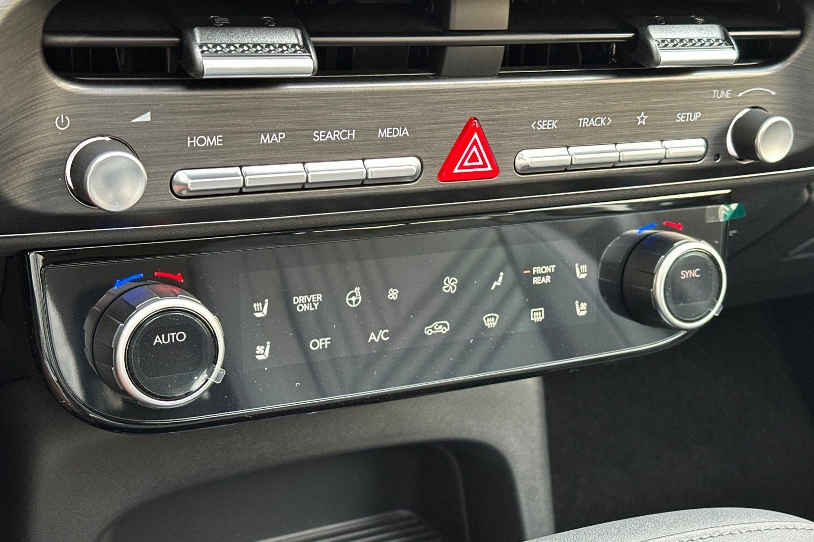 2026 Hyundai PALISADE HYBRID SEL Premium 8 Passenger