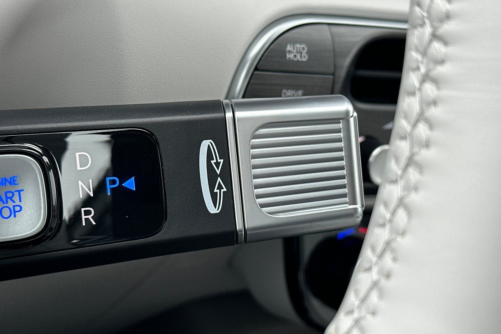 2026 Hyundai PALISADE HYBRID Blue SEL 8 Passenger