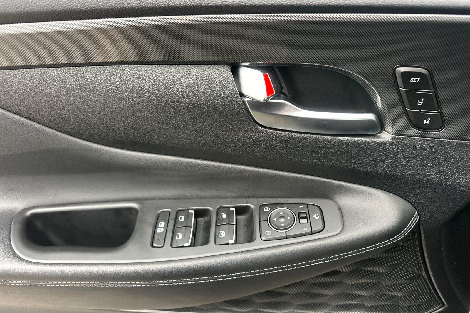 2022 Hyundai SANTA FE HYBRID Limited