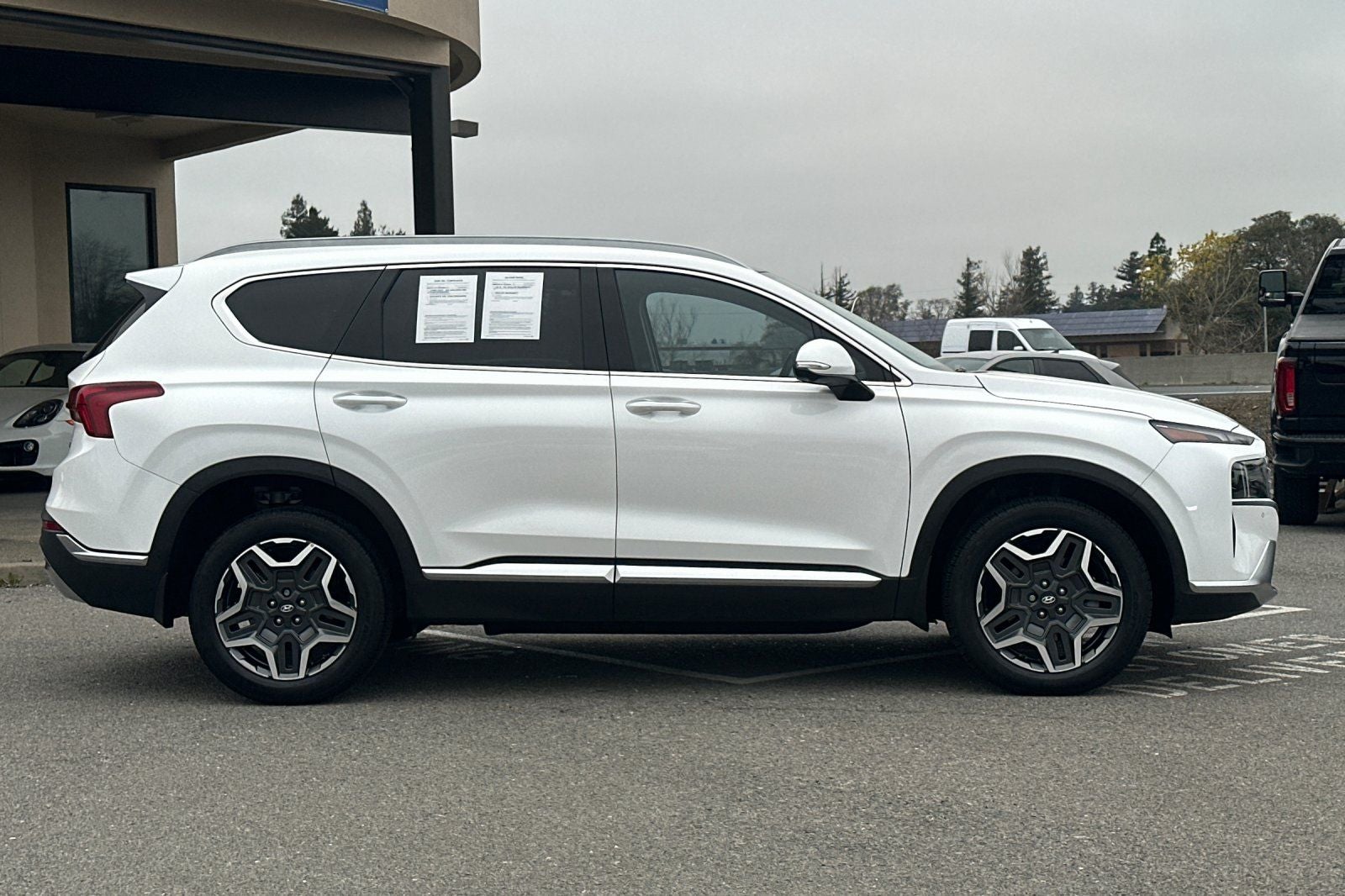 2022 Hyundai SANTA FE HYBRID Limited