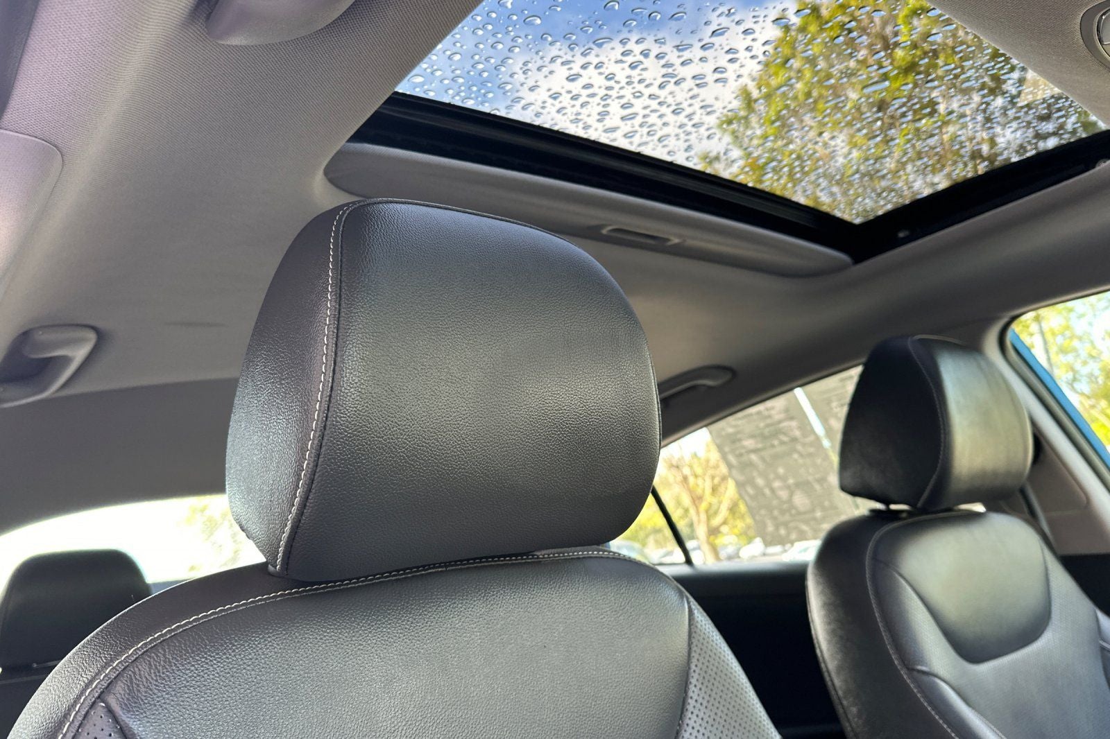 2017 Hyundai IONIQ HYBRID Limited