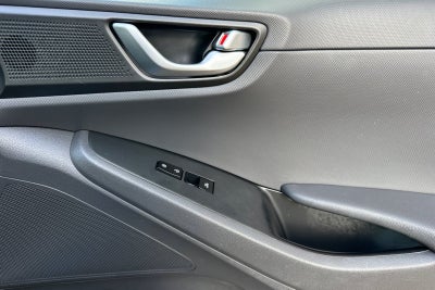 2017 Hyundai IONIQ HYBRID Limited