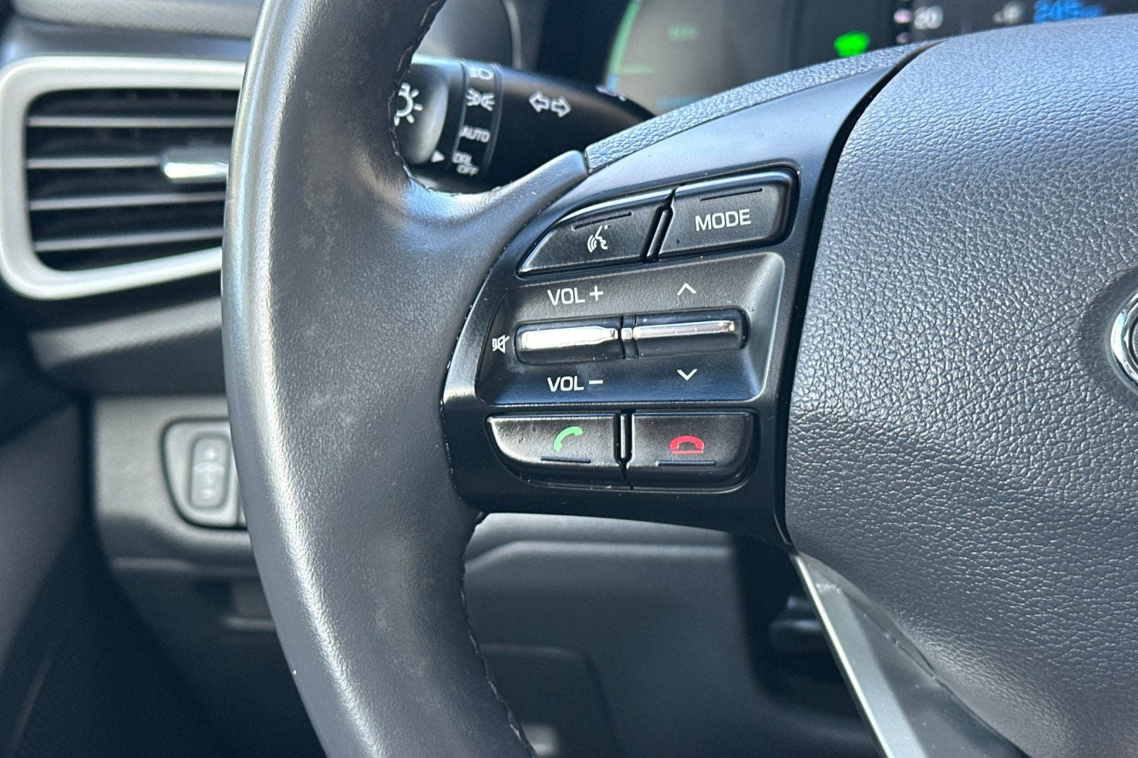 2017 Hyundai IONIQ HYBRID Limited