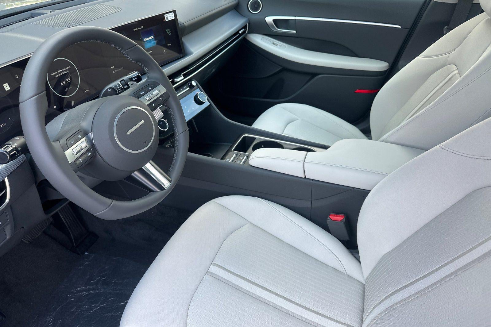 2025 Hyundai Sonata SEL - Photo 43