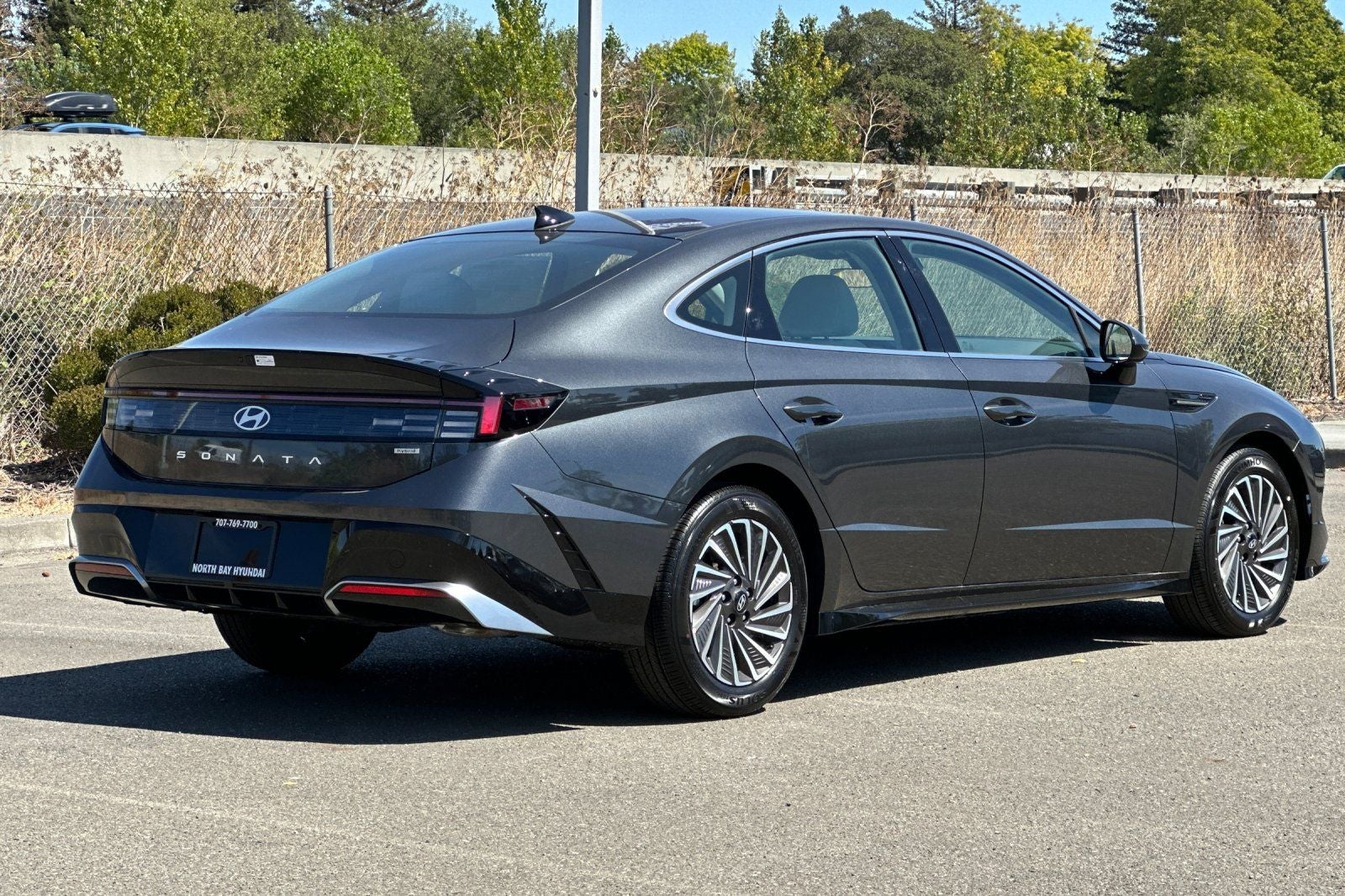 2025 Hyundai SONATA HYBRID SEL