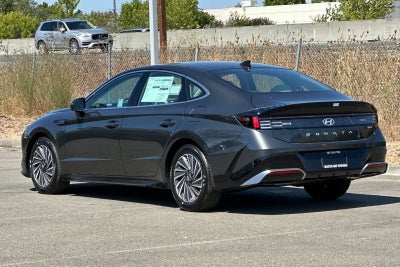 2025 Hyundai SONATA HYBRID SEL