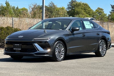 2025 Hyundai SONATA HYBRID SEL