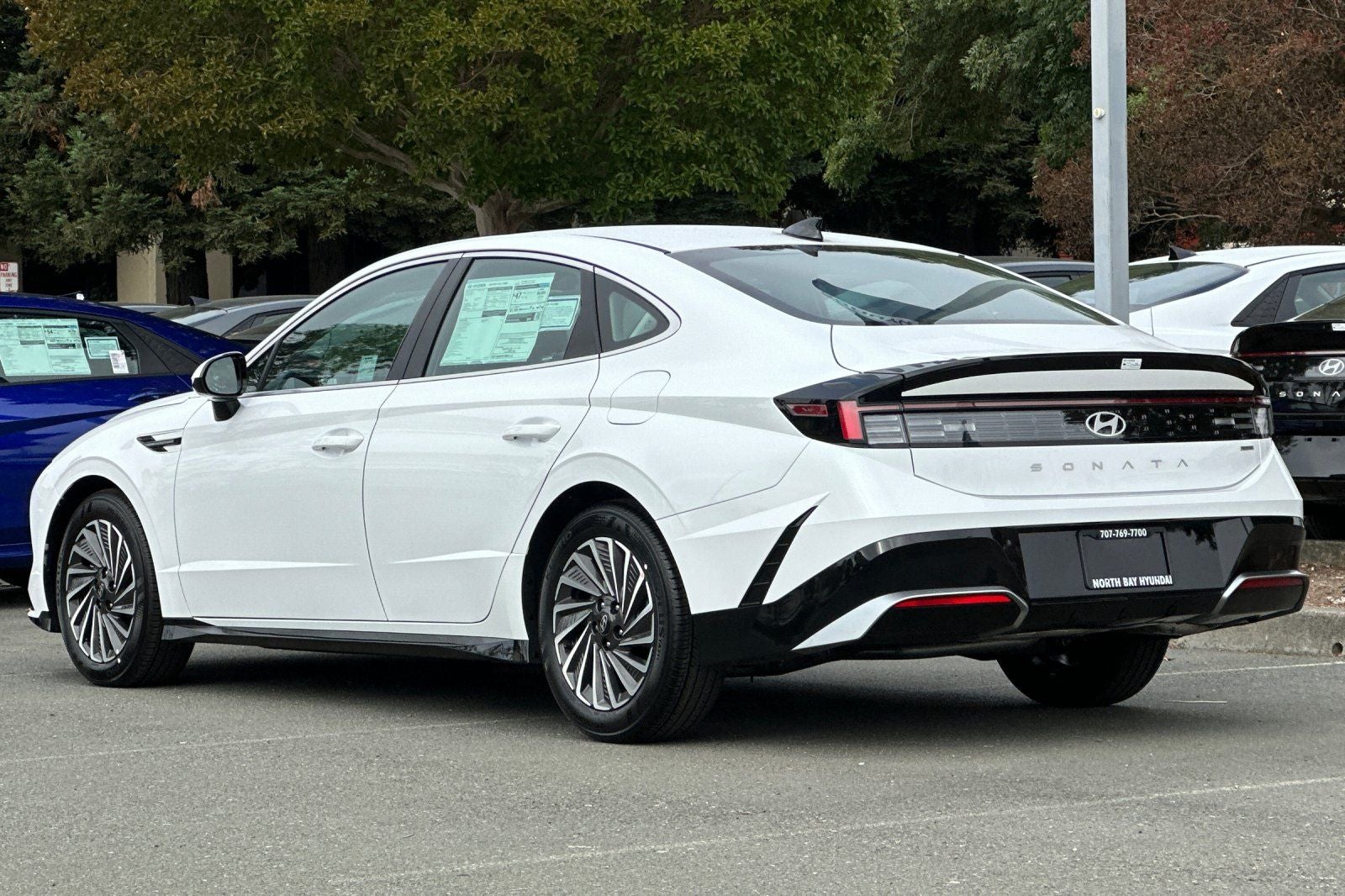 2025 Hyundai SONATA HYBRID SEL