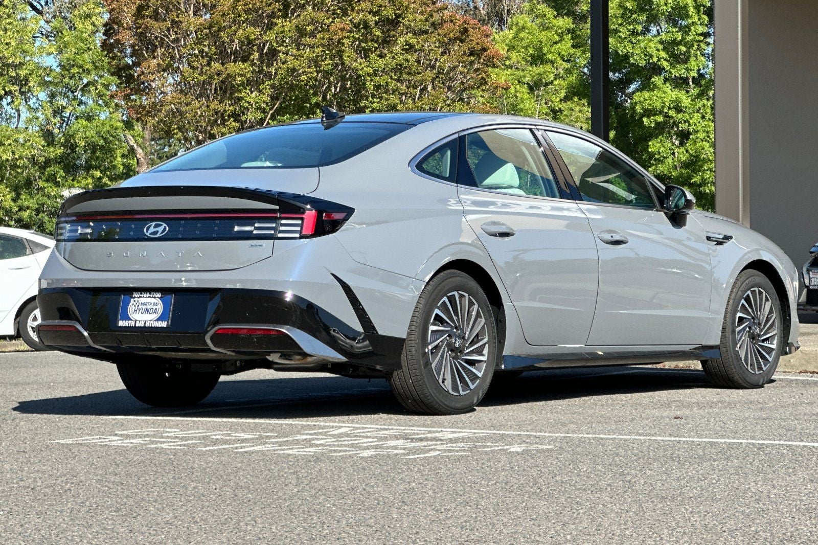 2026 Hyundai SONATA HYBRID SEL