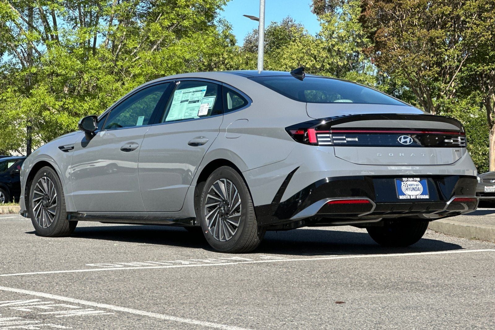 2026 Hyundai SONATA HYBRID SEL