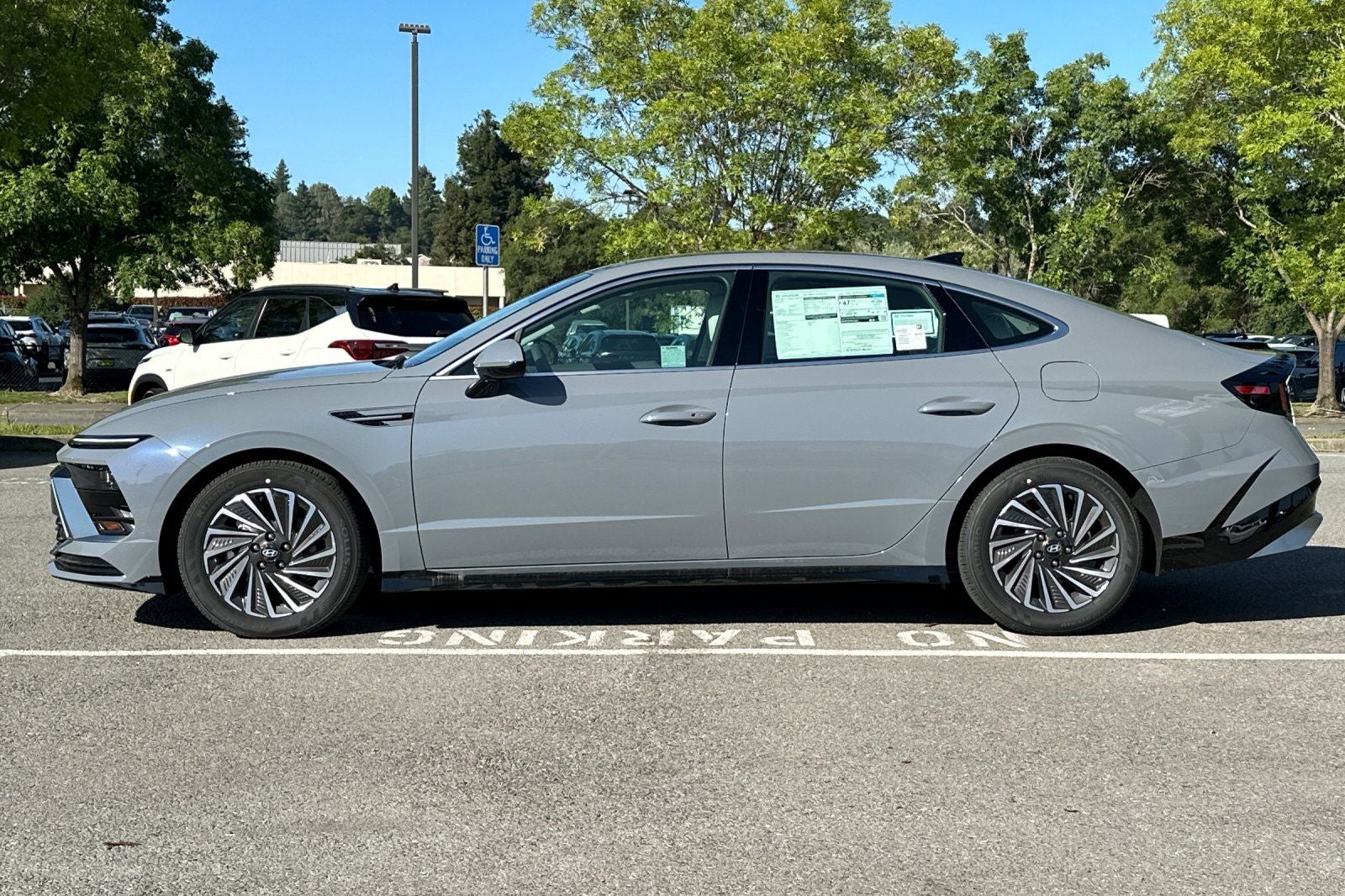 2026 Hyundai SONATA HYBRID SEL
