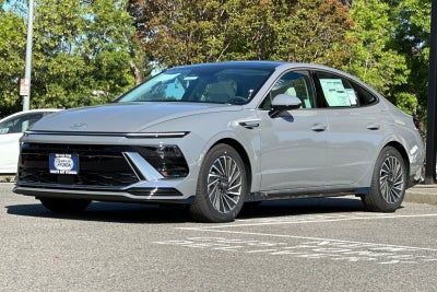 2026 Hyundai SONATA HYBRID SEL