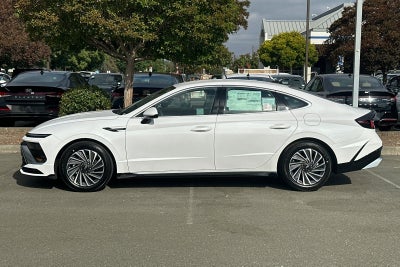 2025 Hyundai SONATA HYBRID SEL
