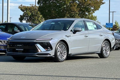 2025 Hyundai SONATA HYBRID SEL