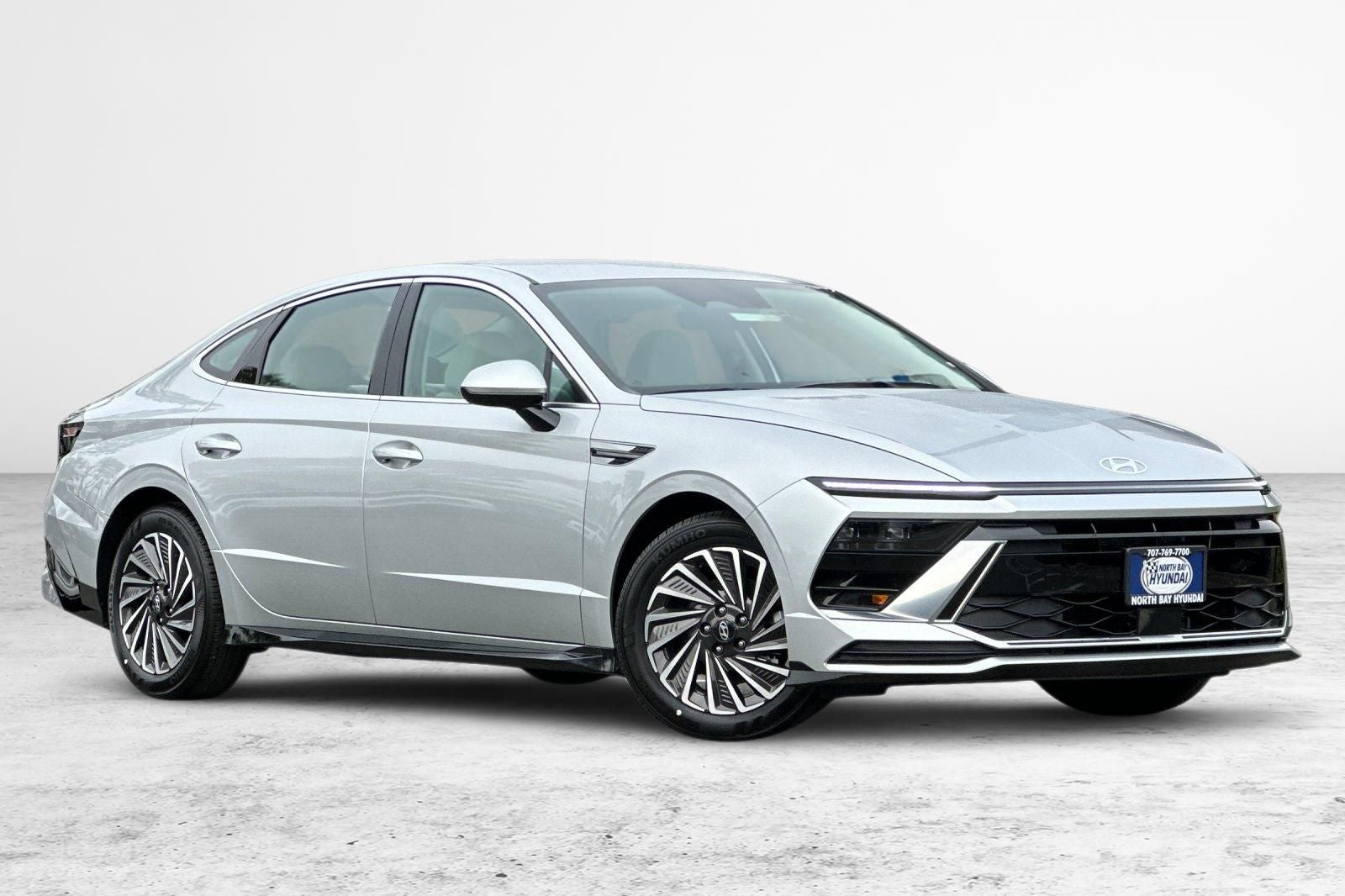 2025 Hyundai SONATA HYBRID SEL