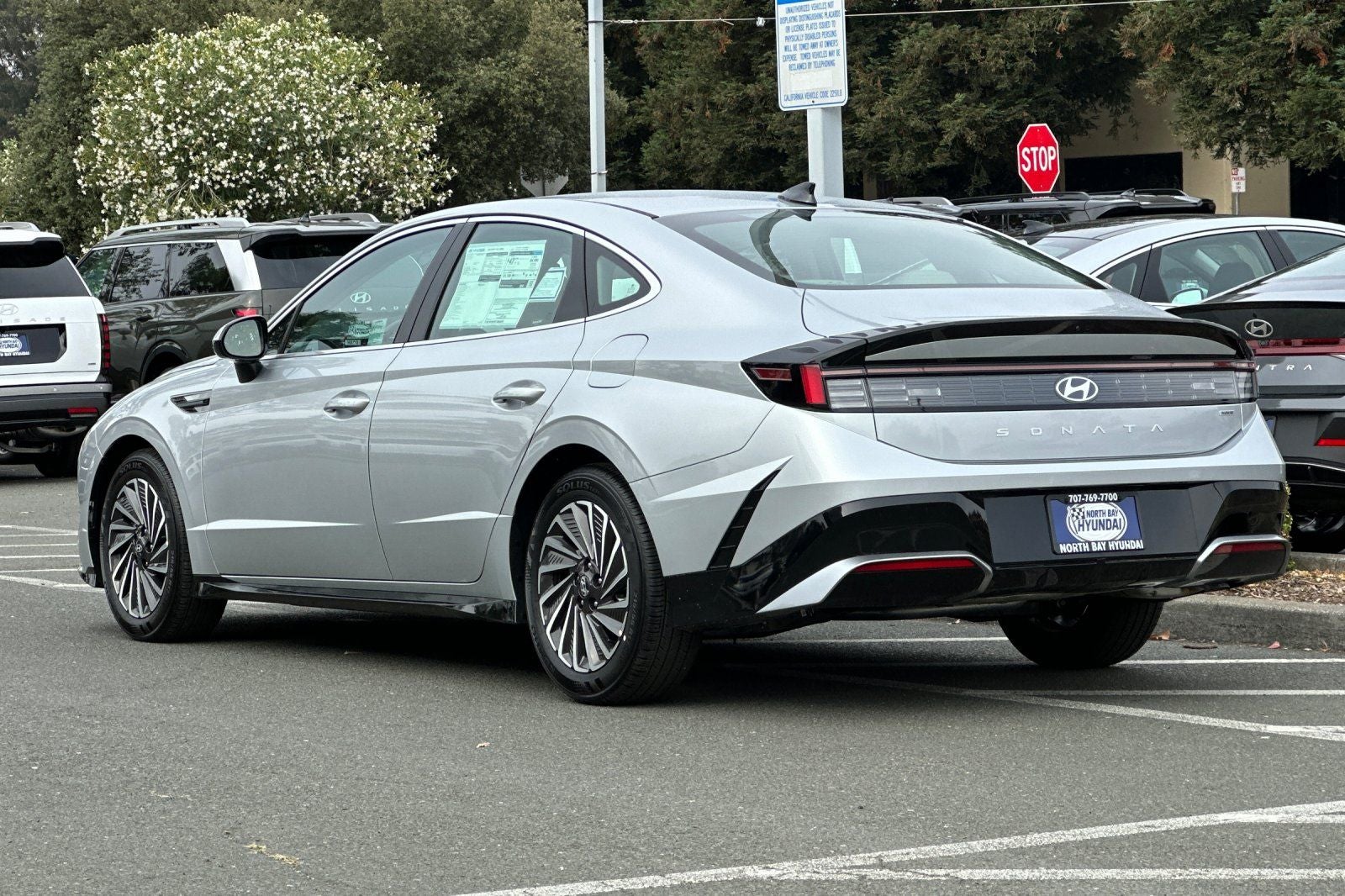 2025 Hyundai SONATA HYBRID SEL