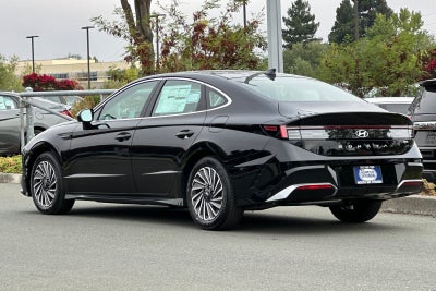 2025 Hyundai SONATA HYBRID SEL