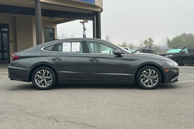 2022 Hyundai SONATA SEL