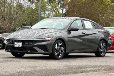2025 Hyundai ELANTRA SEL Sport