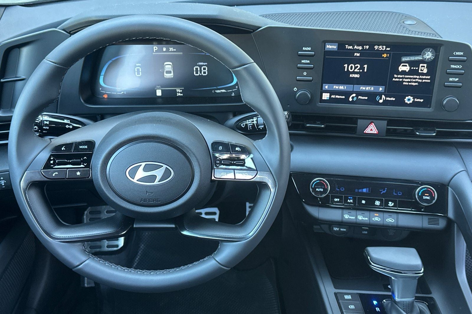 2025 Hyundai ELANTRA SEL Sport