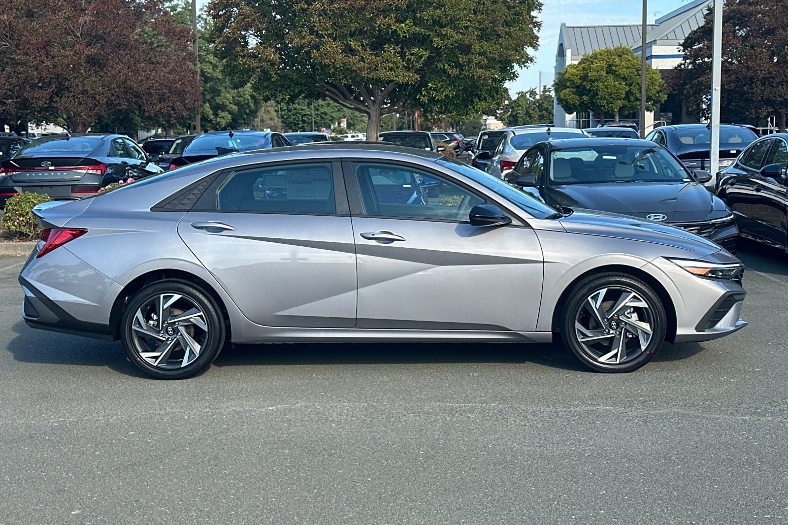 2025 Hyundai ELANTRA HYBRID SEL Sport
