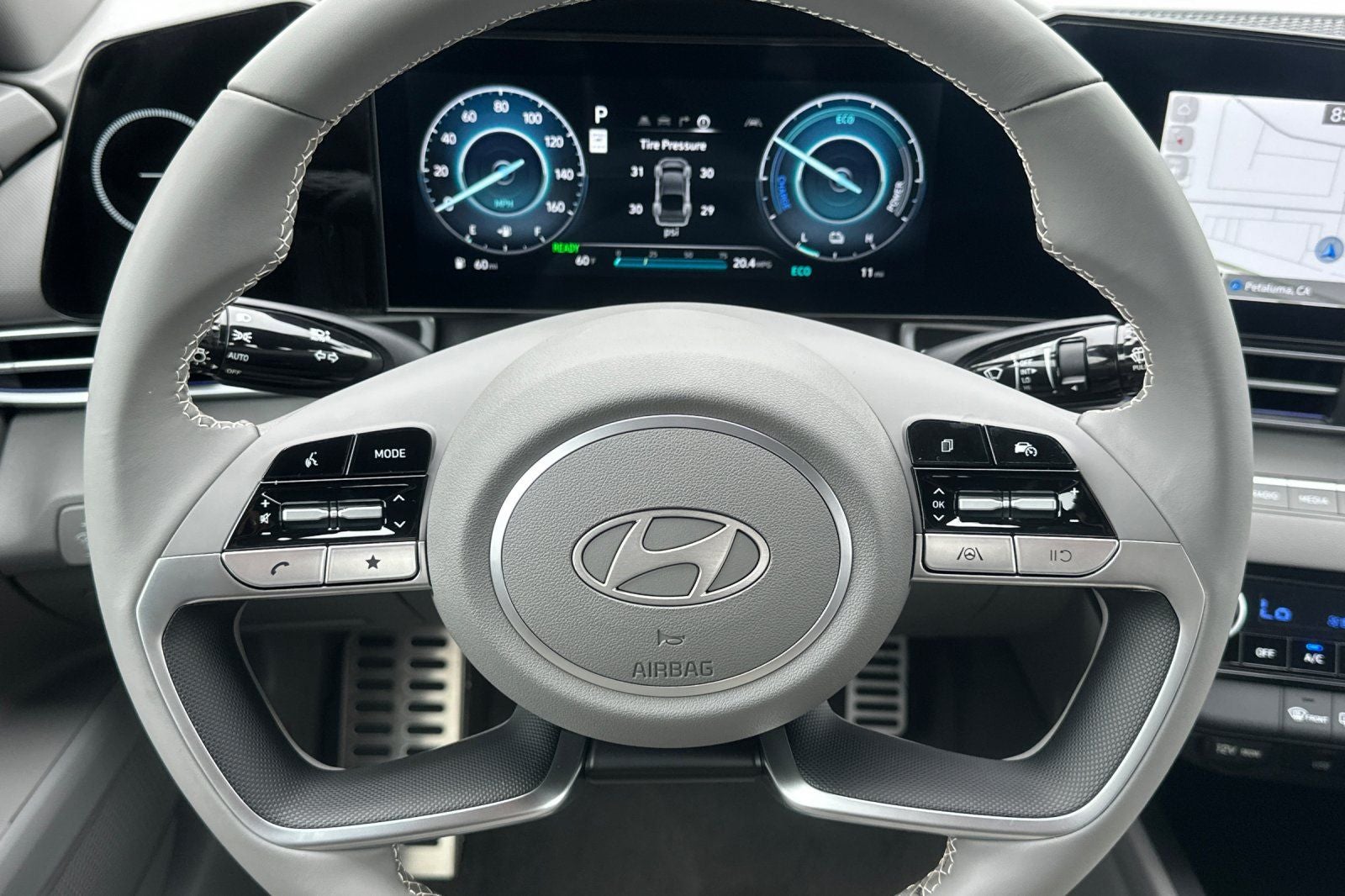 2025 Hyundai ELANTRA HYBRID SEL Sport