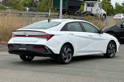 2025 Hyundai ELANTRA HYBRID SEL Sport