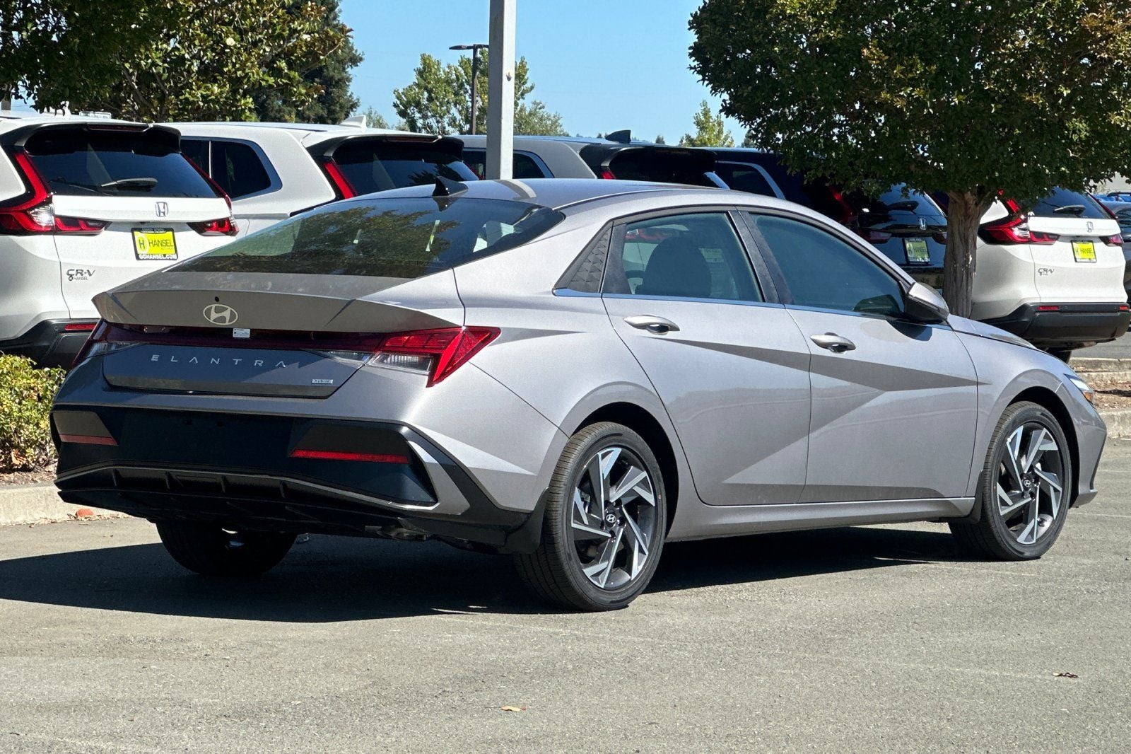 2025 Hyundai ELANTRA HYBRID Limited