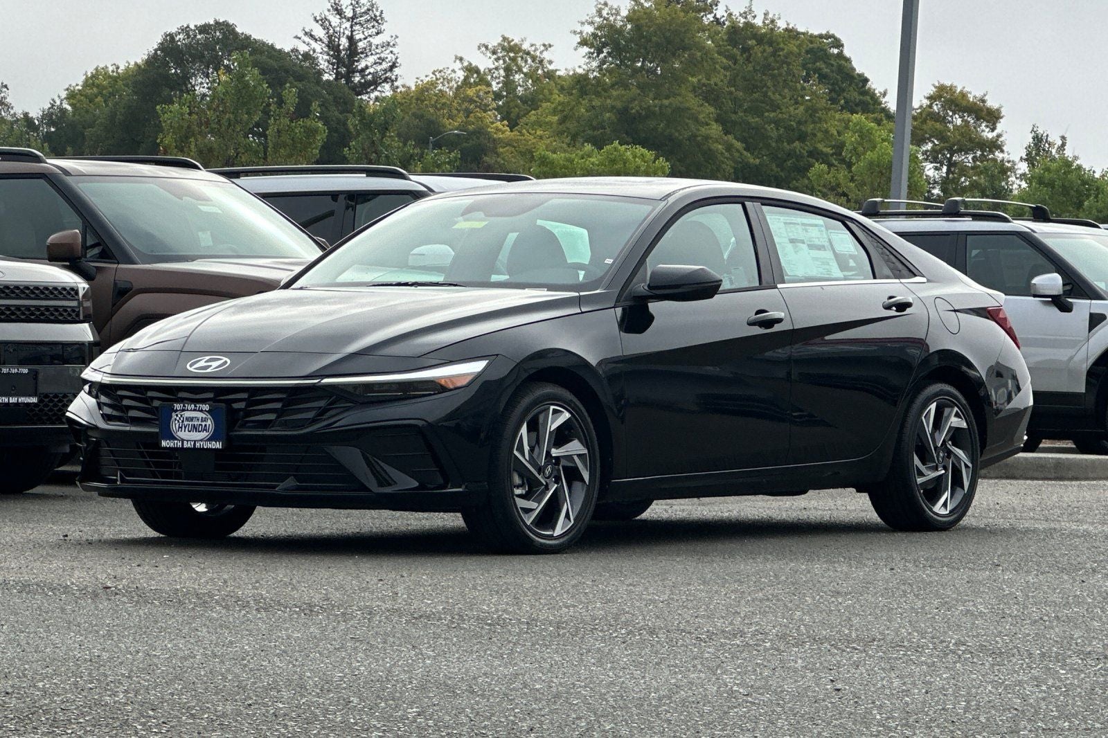 2025 Hyundai ELANTRA HYBRID Limited