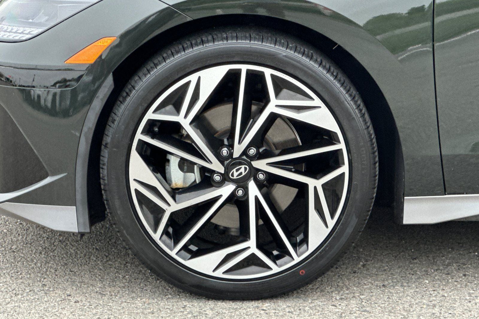2024 Hyundai IONIQ 6 SEL