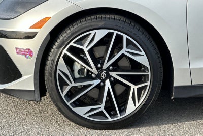 2024 Hyundai IONIQ 6 SEL