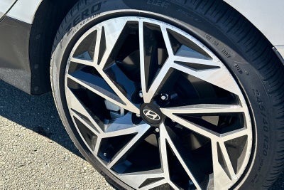 2024 Hyundai IONIQ 6 SEL