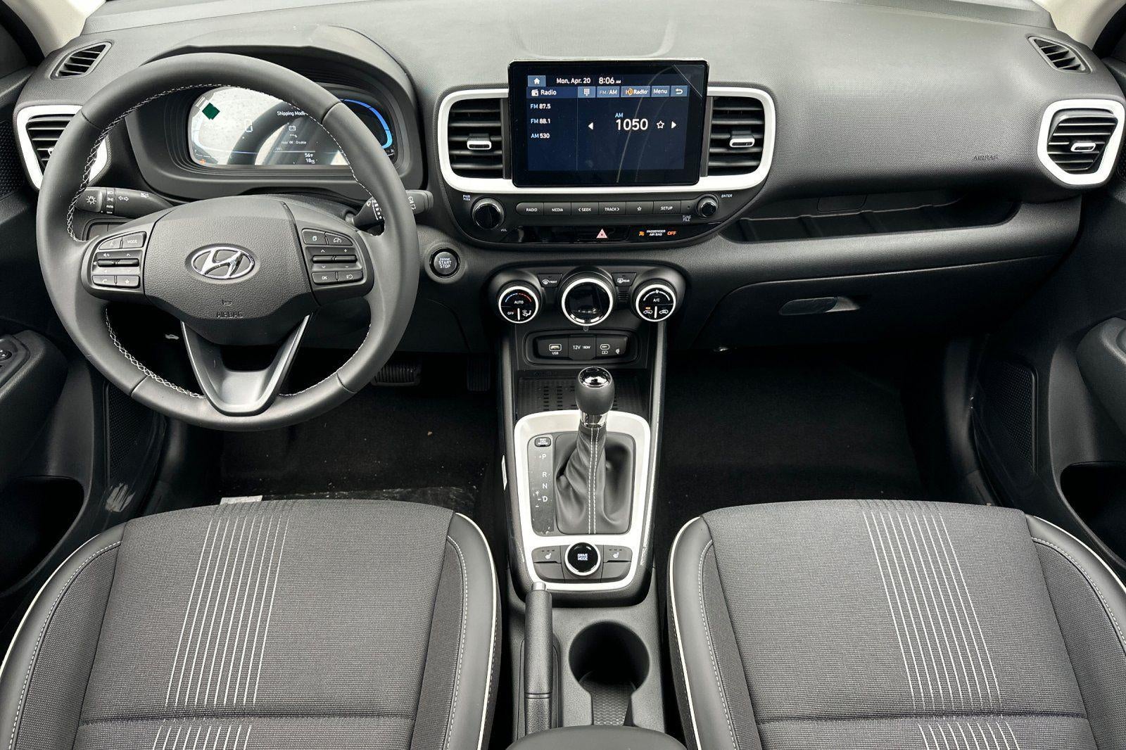 2026 Hyundai VENUE SEL W/Two-Tone Roof