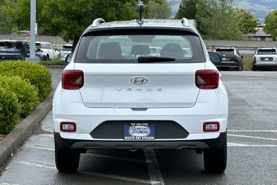 2026 Hyundai VENUE SEL W/Two-Tone Roof