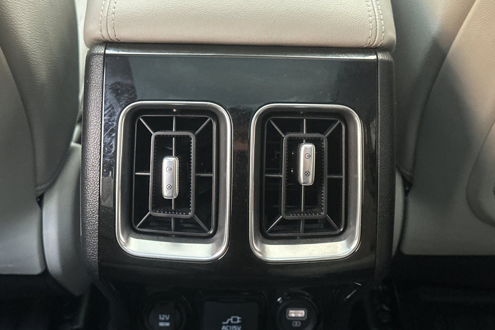 2024 Kia Sorento Plug-In Hybrid SX Prestige