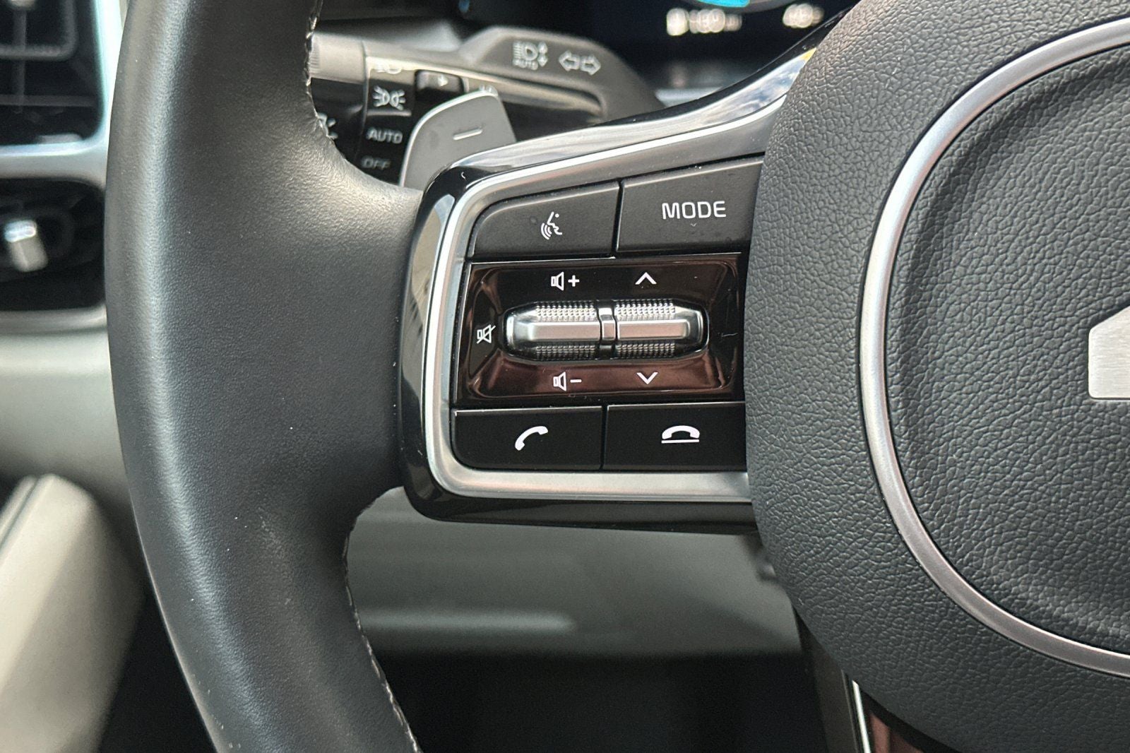 2024 Kia Sorento Plug-In Hybrid SX Prestige