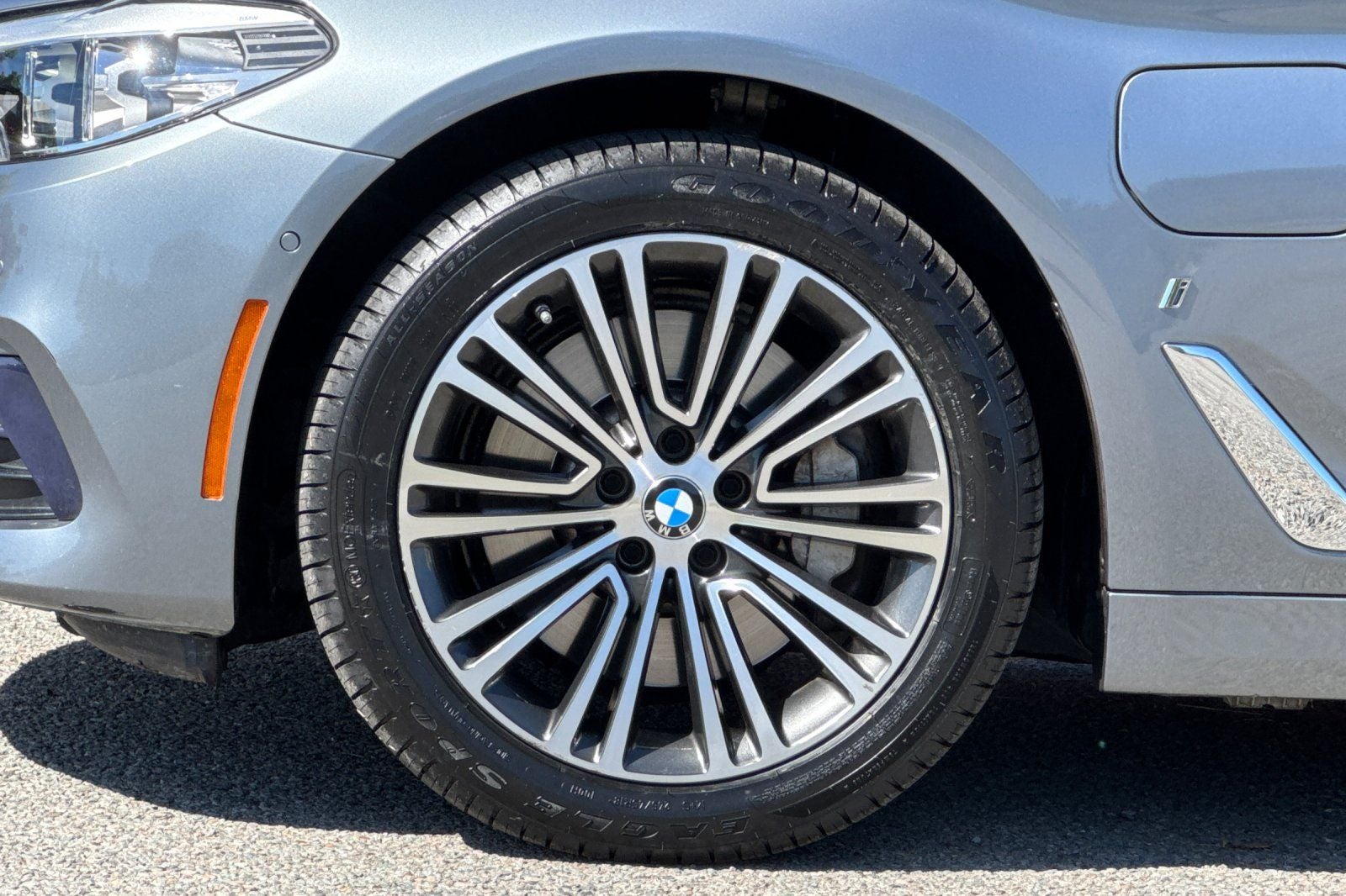 2019 BMW 5 Series 530e iPerformance